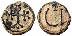 Maurice Tiberius, 582-602. Pentanummium (bronze, 1.40 g, 14 mm), Theoupolis (Antioch). Monogram 15 of Maurice Tiberius. Rev. Large Ч; above, cross. DO...