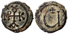Maurice Tiberius, 582-602. Pentanummium (bronze, 1.49 g, 15 mm), Theoupolis (Antioch). Monogram 15 of Maurice Tiberius. Rev. Large Ч; above, cross. DO...