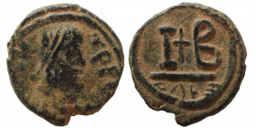 Maurice Tiberius. 582-602. Nummi (bronze, 3.12 g, 16 mm), Alexandria. Laureate, draped, and cuirassed bust right. Rev. Cross between I-B; AΛEΞ. DOC 21...