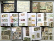 Lots
Allgemein
Reste einer Einlieferung mit bestimmt hunderten Scheinen, dabei deutsches Notgeld und 4 Alben mit ausländischen Banknoten aus aller W...
