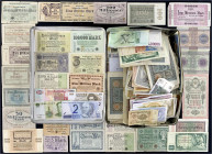 Lots
Allgemein
Blechkiste mit tausenden Geldscheinen aus aller Welt. Viele Reichsbanknoten und deutsche Notgeldscheine aber auch einiges aus dem Aus...