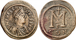 Anastasio (491-518). Constantinopla. Follis. (Ratto 336) (S. 19). 17,74 g. MBC.