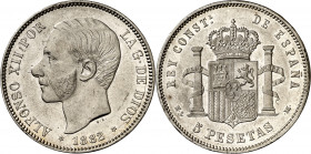 1882*1882. Alfonso XII. MSM. 5 pesetas. (AC. 51). Leves golpecitos. 24,88 g. EBC-.