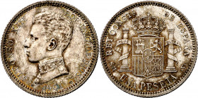1904*1904. Alfonso XIII. SMV. 1 peseta. (AC. 69). El 0 de la estrella partido. Bonita pátina. Parte de brillo original. Escasa así. 5,07 g. EBC+.