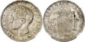 1897. Alfonso XIII. Manila. SGV. 1 peso. (AC. 122). En cápsula de la NGC como XF45, nº 1521611-003. MBC+.