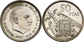 1957*69. Franco. 50 pesetas. (AC. 138). Rara. 12,50 g. (Proof).