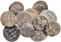 Lote de 11 denarios republicanos, uno forrado. A examinar. BC-/MBC.