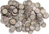 1869 a 1933. 1 peseta. Lote de 161 monedas. También se adjunta 4 reales de Isabel II Madrid 1849 con dos perforaciones. Total 162 monedas. Imprescindi...
