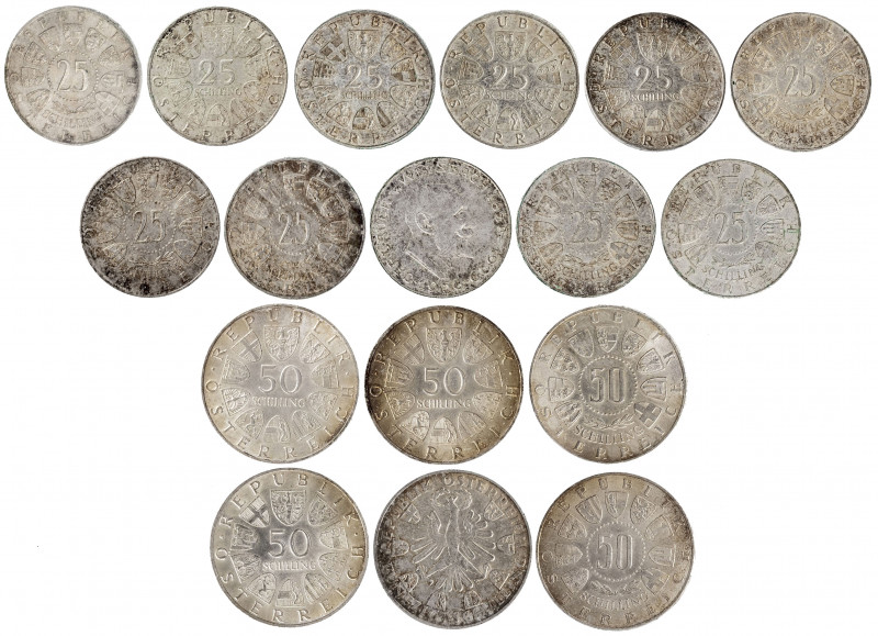 Austria. 25 (once) y 50 chelines (seis). Lote de 17 monedas distintas. A examina...