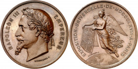 Francia. 1867. Napoleón III. París. Exposición Universal. Grabador: H. Ponsearme. Bronce. 61,48 g. Ø51 mm. S/C-.