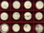 China
Lots der Volksrepublik China
Sammelschatulle mit 12 Silber-Gedenkmünzen. 11 X 5 Yuan aus 1983 bis 1990, 10 Yuan 1990 Beethoven.
Polierte Plat...