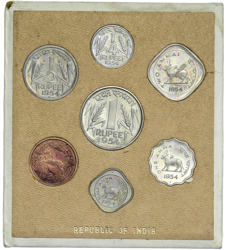 Indien
Republik, seit 1947
Kursmünzensatz (Proof Set) mit 7 Münzen 1954. 1 Pic...