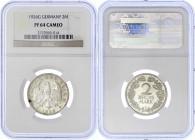 Kursmünzen
2 Reichsmark, Silber 1925-1931
1926 G. Im NGC-Blister mit Grading PF 64 CAMEO (Top Pop, das am besten gegradete Ex.).
Polierte Platte, ä...