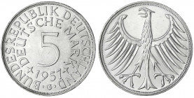 Kursmünzen
5 Deutsche Mark Silber 1951-1974
1957 G. prägefrisch/fast Stempelglanz, min. Randfehler. Jaeger 387.