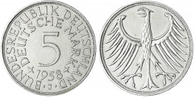 Kursmünzen
5 Deutsche Mark Silber 1951-1974
1958 J. sehr schön/vorzüglich, etwas überarbeitet (optisch vorzüglich) Jaeger 387.