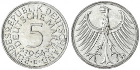 Kursmünzen
5 Deutsche Mark Silber 1951-1974
1964 D. prägefrisch aus Erstabschlag. Jaeger 387.