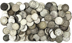 Sammlungen allgemein
Toller Posten mit nur älteren Silbermünzen ab ca. 1830. Meist in Crown-Größe, dabei Frankreich und Belgien mit div 5 Francs ab 1...