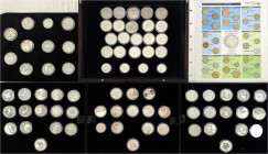 Sammlungen allgemein
Offizielle Sammelschatulle (Kratzer) der FIFA zur WM 2006 in Deutschland. Enthalten sind 78 Silbermünzen aus aller Welt zu diese...