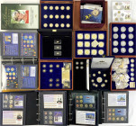 Sammlungen allgemein
Nachlaß moderner Münzen und Medaillen aus Abo im Karton. Dabei div. kleine Goldmedaillen und Goldmünzen, Cu/Ni- Medaillen, Euro-...