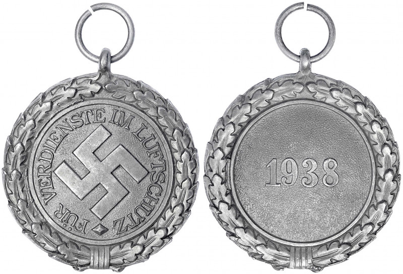 Deutschland
Drittes Reich, 1933-1945
Luftschutzehrenzeichen 1938, 2. Stufe.
v...