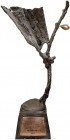 Skulpturen und Plastiken
Italien
Abstrakte Bronzeskulptur "Baum" 1970 von Marcello Mascherini (1906 Padua bis 1983 Niobe). Höhe 29,5 cm. Verliehen v...