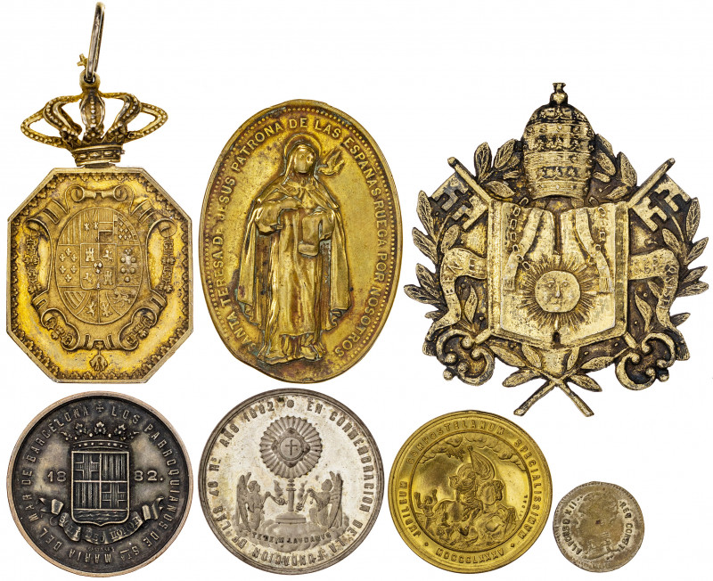1882-1885. Alfonso XII. Conjunto de 7 medallas, cinco de ellas religiosas y/o pa...