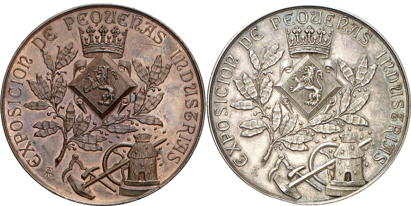 1902. Alfonso XIII. Zaragoza. Pequeñas Industrias. Conjunto de 2 medallas en dis...