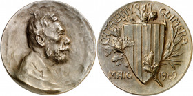 1909. Alfonso XIII. Barcelona. A Àngel Guimerà. Medalla. (Cru.Medalles 1060). Autor: J. Llimona. Acuñada en los talleres Vallmitjana de Barcelona. Bro...