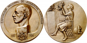 1924. Alfonso XIII. Exposición Nacional de Juguetería Española. Medalla. Grabador: E. Gisbert. Bronce. 51,93 g. Ø50 mm. Medalla sin grabar, no otorgad...