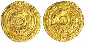 Fatimiden
Al Aziz, 976-997 (AH 365-386)
Dinar AH 382 = 992/993, Al Mansuriya. 4,02 g.
sehr schön, gewellt, min. beschnitten. Nicol 763.