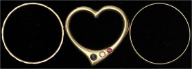 Konvolute Goldschmuck
3 Schmuckstücke: Damenring Gelbgold 585/1000, Ringgröße 18, 0,73 g. Damenring und Herzchen, Gelbgold 333/1000, zusammen 1,80 g...