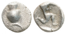 Greek
PAMPHYLIA, Aspendos (Circa 460-420 BC)
AR Obol (9.7mm, 0.9g)
Obv: Amphora.
Rev: Triskeles within incuse square.
SNG Aulock 4485.