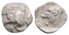 Greek
MYSIA, Kyzikos (Circa 450-400 BC)
AR Obol (10.5mm, 0.6g)
Obv: Forepart of boar left; to right, tunny upward.
Rev: Head of roaring lion left with...