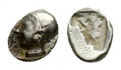 Ionia, Phokaia, c. 510-494 BC. AR Diobol (10,20 mm, 1,11 g). Helmeted female head l., hair in sakkos. R/ Four-part incuse square. SNG Copenhagen 389-9...