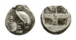 Ionia, Phokaia, c. 510-494 BC. AR Diobol (8,03 mm, 1,08g). Helmeted female head l., hair in sakkos. R/ Four-part incuse square. SNG Copenhagen 389-94 ...