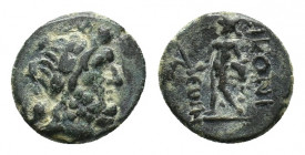 Lycaonia, Ikonion, 1st century BC. Æ (15,22 mm, 3,56 g). Laureate head of Zeus r. R/ Perseus standing l., holding harpa and head of Medus. HGC 7, 789....