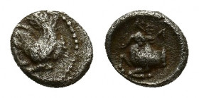 Cilicia, Kelenderis, c. 425-400 BC. AR Obol (8,14 mm; 0,89 g). Forepart of Pegasos l. R/ Forepart of goat l., head r.; KEΛ above. SNG Copenhagen 79; G...