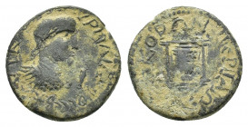 Pamphylia, Perga. Aurelian (AD 270-275 AD). Æ (26,31 mm, 12,91 g). Laureate, draped and cuirassed bust r. R/ Cult statue of Artemis of Perga, flanked ...