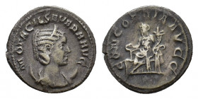Otacilia Severa (Augusta, 244-249). AR Antoninianus (21,41 mm, 3,80 g). Rome, AD 247. Draped bust right, wearing stephane, set on crescent. R/ Concord...