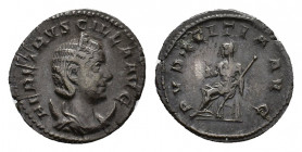 Herennia Etruscilla (Augusta, 249-251). AR Antoninianus (21,07 mm, 3,62 g). Rome, AD 250. Diademed and draped bust r., set on crescent. R/ Pudicitia s...