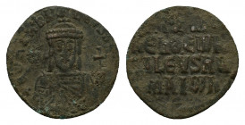 Constantine VII and Romanus I (913-959). Æ 40 Nummi (23,52 mm, 5,47 g). Constantinople, AD 931-944. Crowned facing half-length figure of Romanus, hold...