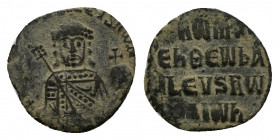 Constantine VII and Romanus I (913-959). Æ 40 Nummi (22,35 mm, 4,86 g). Constantinople, AD 931-944. Crowned facing half-length figure of Romanus, hold...