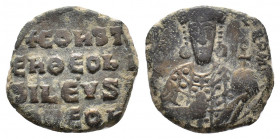 Constantine VII and Romanus I (913-959). Æ 40 Nummi (23,25 mm, 8,28 g). Constantinople, AD 945-950. Crowned facing bust of Romanus I, wearing loros, h...