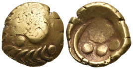 CENTRAL EUROPE, Vindelici. Early 1st century BC. Stater (Gold, 18 mm, 7.48 g), "Regenbogenschüsselchen" type. Head of an eagle to left with a pellet a...