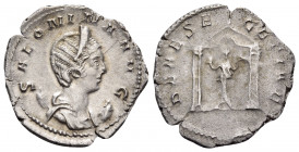Salonina, Augusta, 254-268. Antoninianus (Silver, 24 mm, 3.36 g, 7 h), Struck under Gallienus, Cologne, 257-258. SALONINA AVG Diademed and draped bust...