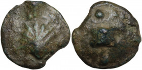 Greek Italy. Northern Apulia, Luceria. Light series. AE Cast Biunx, c. 217-212 BC. Obv. Scallop shell. Rev. Astragalos; above, two pellets; below, L. ...