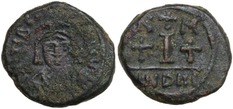 Maurice Tiberius (582-602). AE Decanummium, Carthage mint. Struck 584/5 AD. Obv....