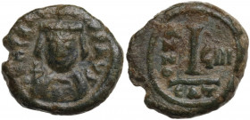 Heraclius (610-641). AE Decanummium. Catania mint. Dated RY 9 (618/9). Obv. Crowned facing bust, holding globus cruciger. Rev. Large I; A/N/N/O ςIII a...