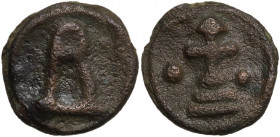 Basil I the Macedonian (867-886). AE 18.5 mm. Cherson mint. Struck circa 879-886. Obv. Large B. Rev. Cross crosslet on two steps; • to either side. D....