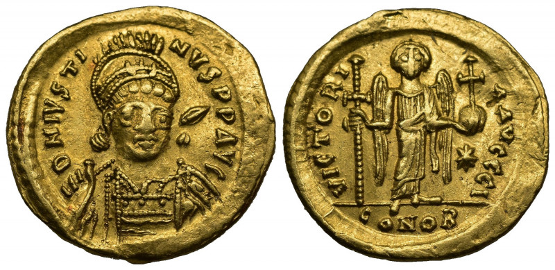 (Gold.4.49g 22mm) Justin I (AD 518-527). AV solidus
helmeted and cuirassed bust...